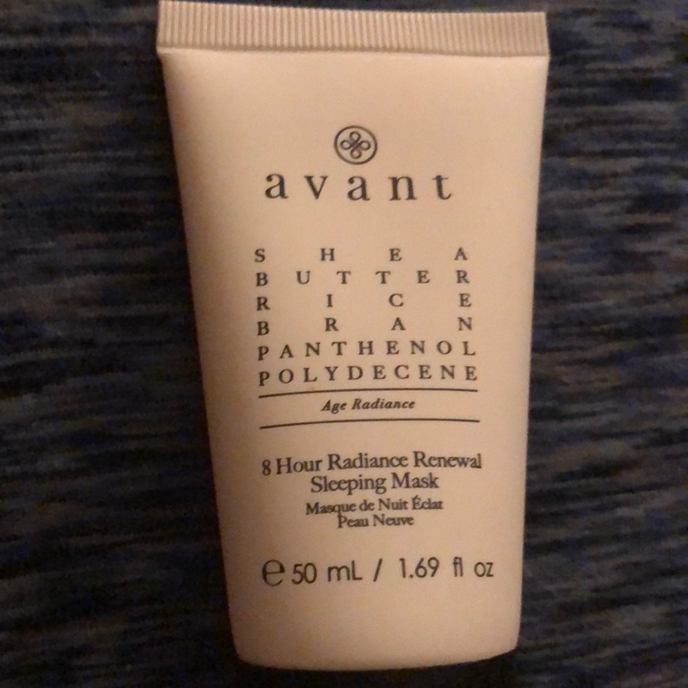 Avant sleeping mask